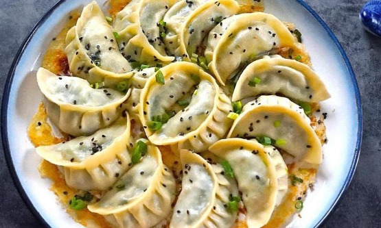 How Humanized Design in Gyoza Cooking Machines Reduces Operator Fatigue and Boosts Production Efficiency